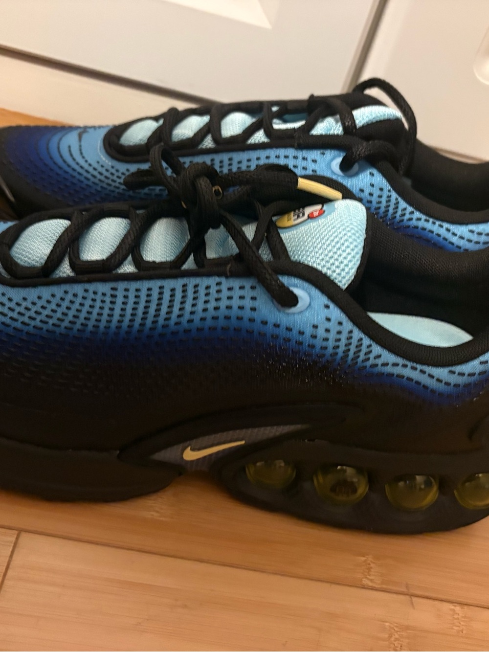 Nike Air Max DN SE Sky Blue Chamois Men’s Size 9.5 Brand New - Picture 5 of 8